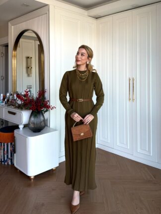 Arzu Elbise yeşil