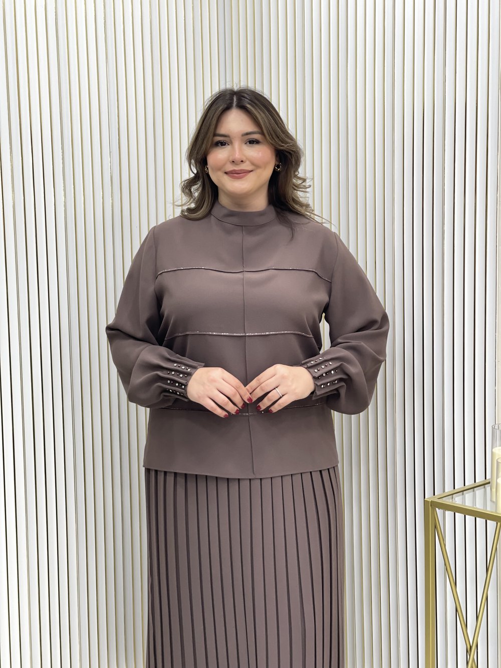 Nezaket Etekli Takım - Görsel 2