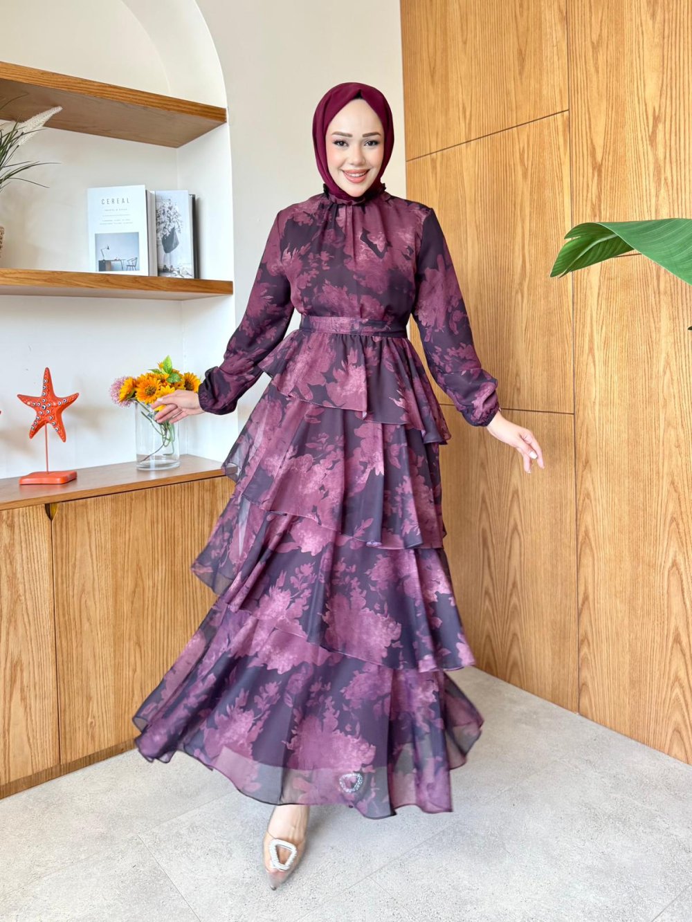 Mina Elbise